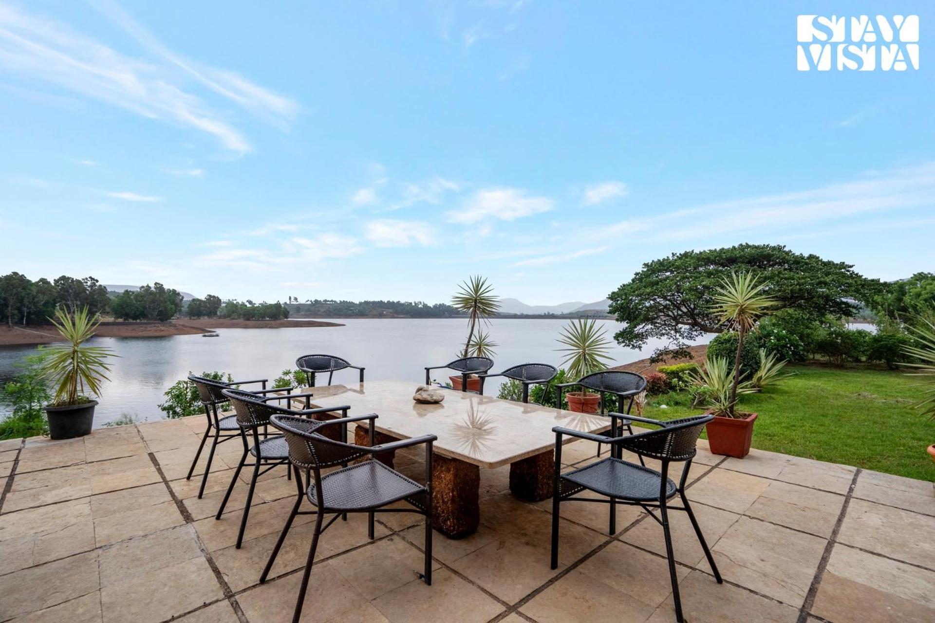 Stayvista At Three Shores With Lake View & Alfresco Dining Khamshet Buitenkant foto